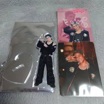 RESISTANCE 니시다 키엘 아크릴 스탠드, 트레이딩 카드