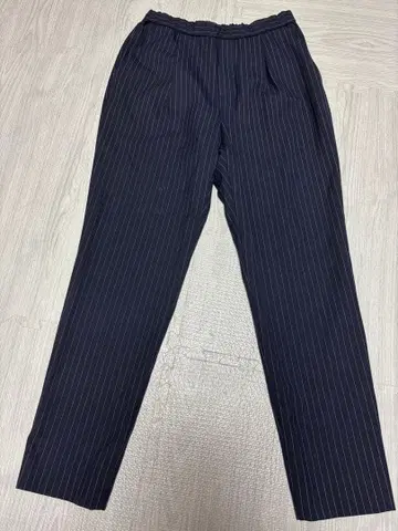 INDIVI 스트라이프 테이퍼드 팬츠 네이비 38