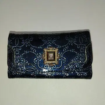 ANNA SUI 네이비 키케이스