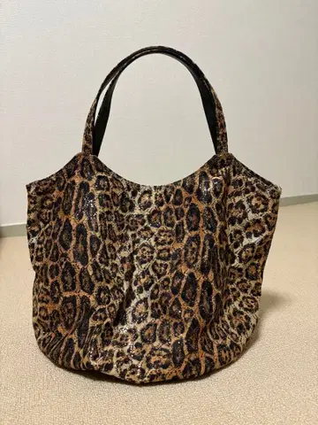 L'AURA 레오파드 무늬 토트백