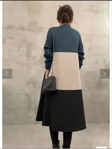 비어즐리 뒤 플레어 바이컬러 원피스