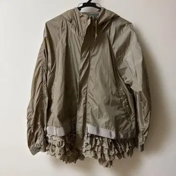 프릴 나일론 자켓