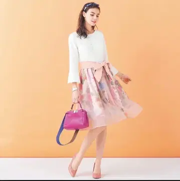 Chesty 체스티 꽃무늬 오간자 도킹 원피스