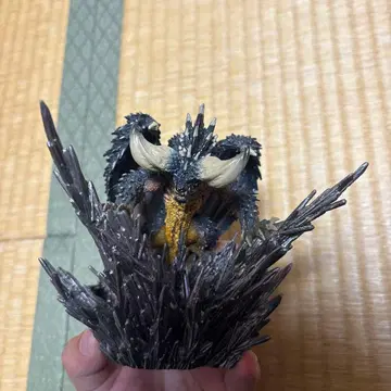 몬스터 헌터 월드 PS4 혜택 넬기간테 피규어