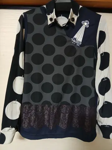 알베로베로 도트 무늬 상의 (슬리브리스)