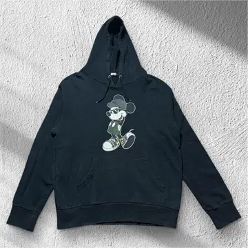 미키마우스 프린트 후드 부착 후드티