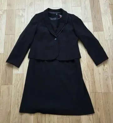 블랙스 프릴 원피스 세트