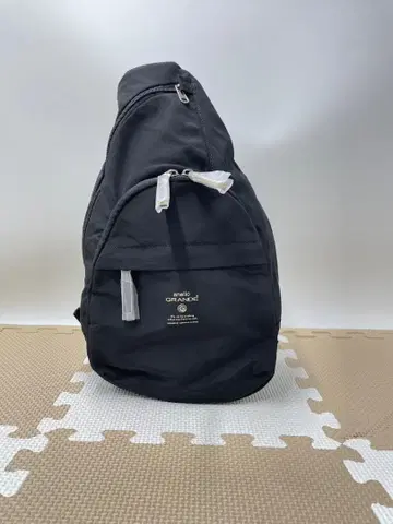 [ 인기! ] 아네로 그랑데 모이스트 바디백 GTM0314Z BK