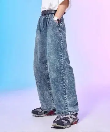 라이트 블루 와이드 팬츠 데미지 가공