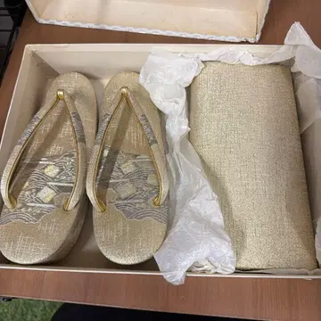 조리 및 백 세트 골드 꽃무늬 자수