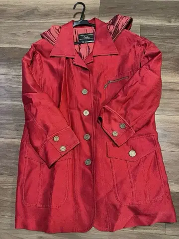 레리안 후드 부착 아우터