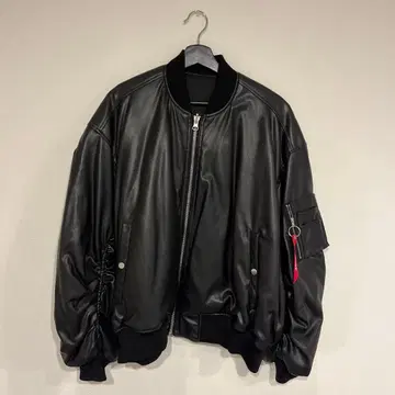 가죽 봄버 자켓 블랙