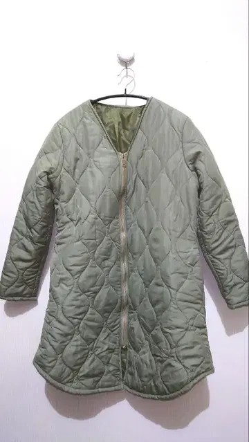 올리브 그린 퀼팅 자켓 프리 사이즈