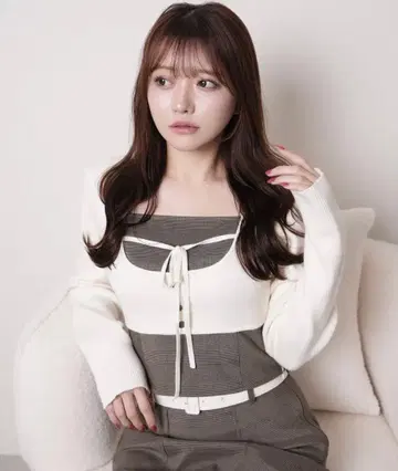 립 서비스 코르셋 체크 상의 화이트