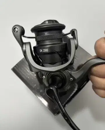 스피닝 릴 DK 2500 블랙 실버