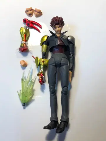 스크라이드 카즈마 제2형태 S.H figuarts