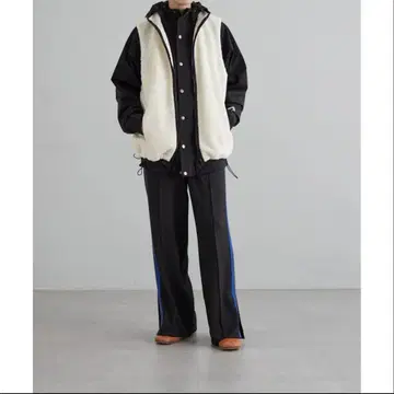 미사용 새상품 [ earthy_ ] 보아 베스트 정가 12,100엔