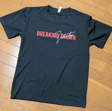 BREAKING DOWN T셔츠 M 사이즈 블랙