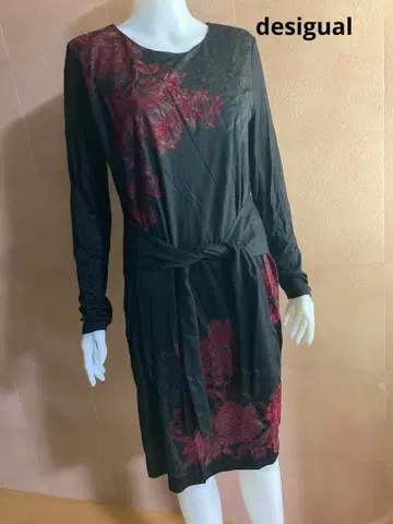 데시구알 원피스 새상품 빅 사이즈 자수