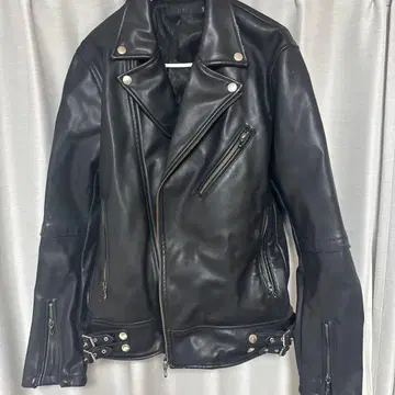 FUGA 라이더 자켓