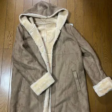 후드 부착 스웨이드 무스탕 코트 브라운