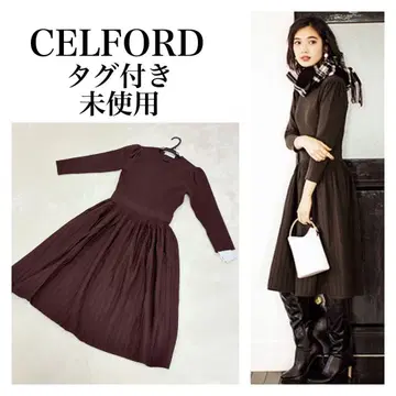 [택 포함 미사용] CELFORD 셀포드 플리츠 니트 롱 원피스