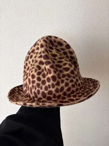 마운틴 햇 레오파드 무늬