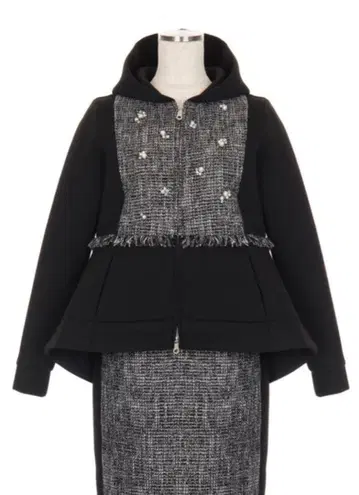 [ 눈에 띄는 얼룩 없음 ] chesty 본딩 트위드 후드티 블랙 0