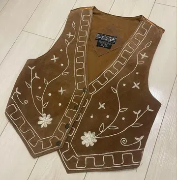 70년대 AGAPO 멕시코 스타일 꽃무늬 자수 스웨이드 가죽 베스트