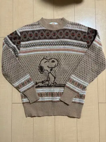 70년대 SNOOPY 니트 arrow 사이즈 m