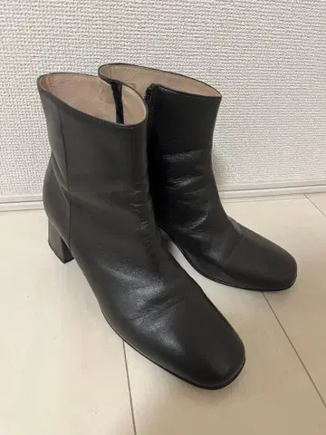 [ CORSO ROMA,9/코르소 로마9 ] 가죽 숏부츠