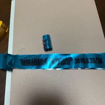 WANIMA 고무 밴드 은색 테이프