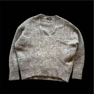 투모로우랜드 맥피 모헤어 혼방 V넥 니트 그레이 [ S ] 풀오버