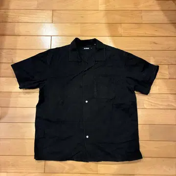 XLARGE 블랙 반팔 셔츠