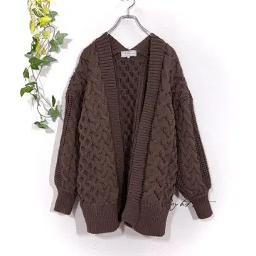 로페피크닉 케이블 짜임 니트 가디건(M) 버튼리스 퍼프 슬리브
