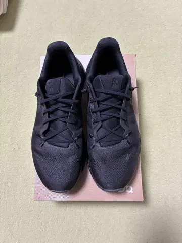 On Cloudtilt 블랙 26cm