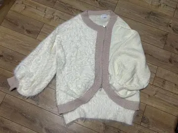 LA BELLE ETUDE 화이트 가디건 사이즈 F