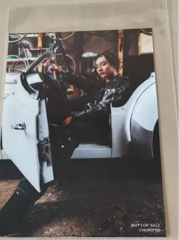 코마키네 아오타 2025년 달력 특전 브로마이드 3