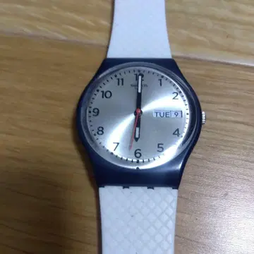 Swatch 쿼츠 손목시계 화이트/네이비