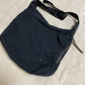 Nike 블랙 숄더백