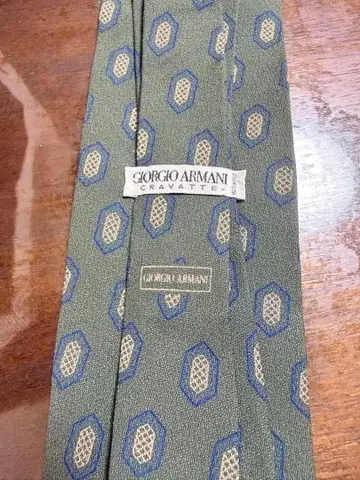 조르지오 아르마니 크라바테 올리브 그린 넥타이