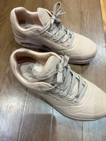 스케쳐스 브라운 25.0 새상품급