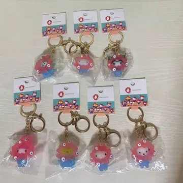 미야쿠미야쿠 산리오 클리어 입체 마스코트 클리어 컬러 키링 7종