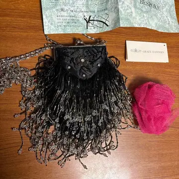 GRACE CONTINENTAL 다이칸야마 블랙 파티 백 가마구치 비즈