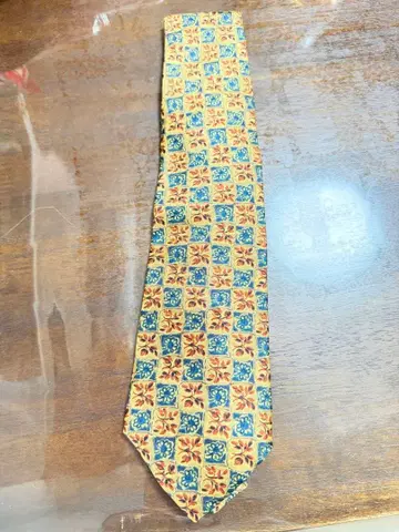 NINA RICCI 꽃무늬 넥타이 3