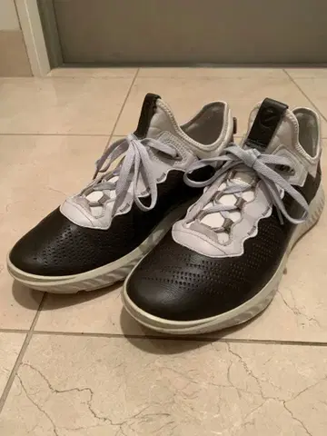 ecco 남성용 스니커즈