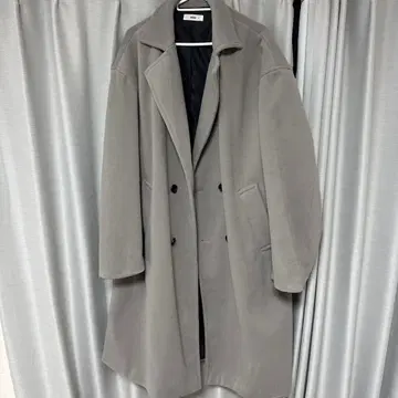 그레이 더블 브레스트 체스터 코트