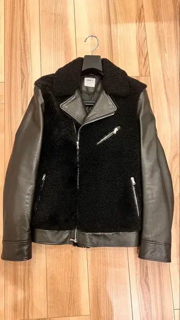 레어 새상품급! EMMETI 가죽 자켓 라이더 블랙