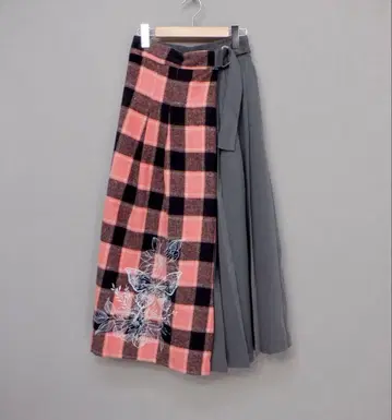 *이즈스칼라 533232: 체크 무늬 x 플리츠 랩 스커트풍 팬츠