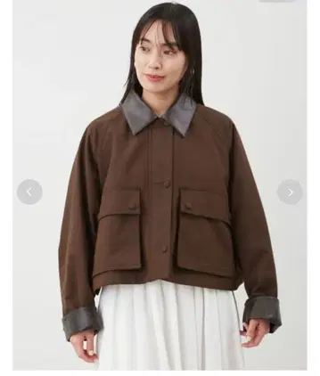 Mila Owen 숏 텐트 실루엣 헌팅 자켓